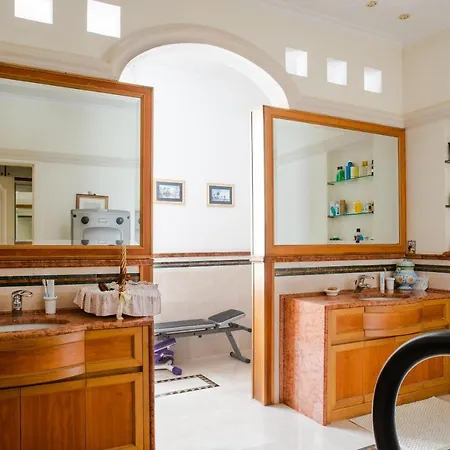 Palazzo D'ajmo - Dimora Storica Вилла