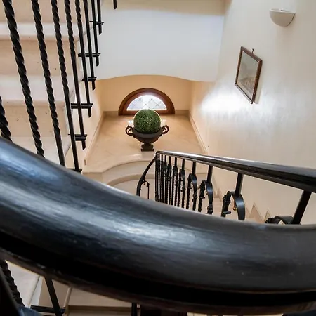 Palazzo D'ajmo - Dimora Storica Вилла